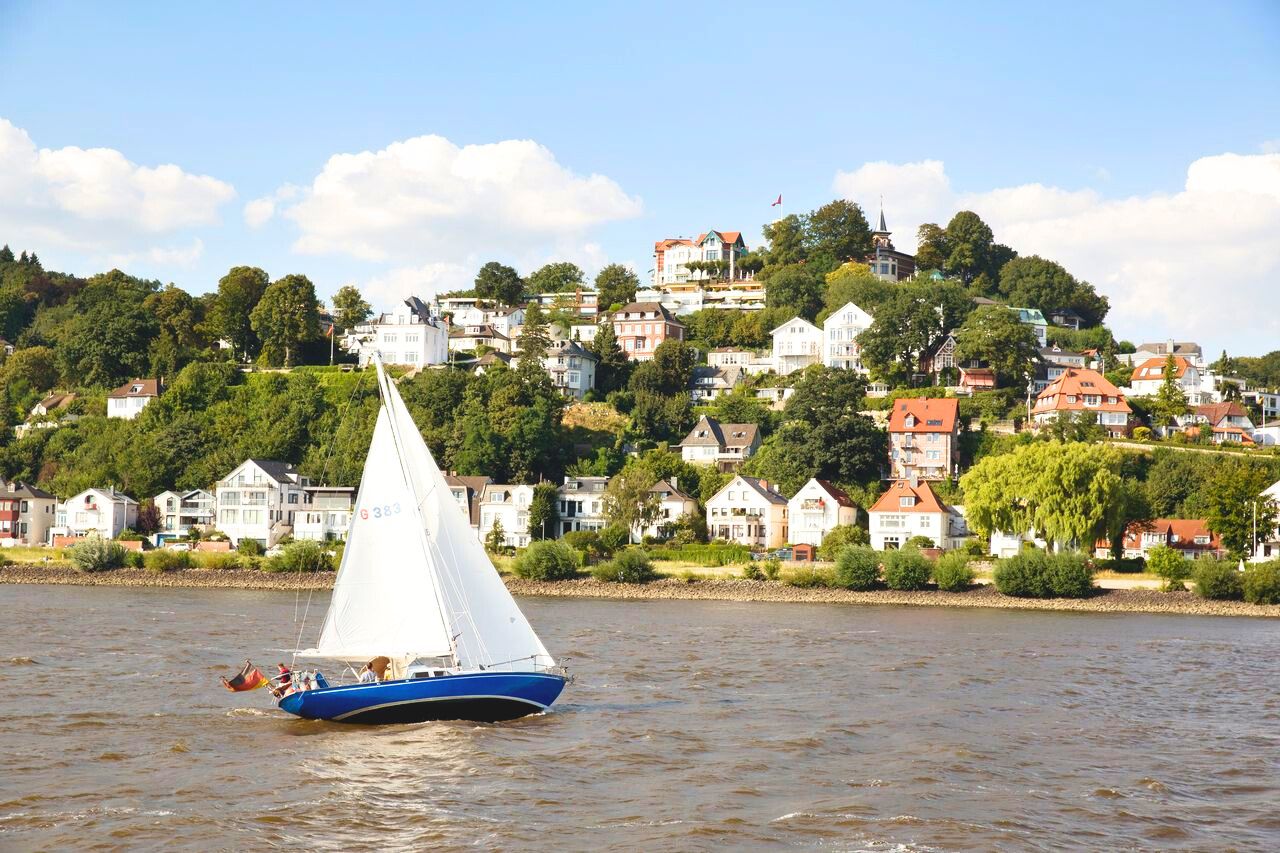 Besteige die Gassen im Treppenviertel Blankenese