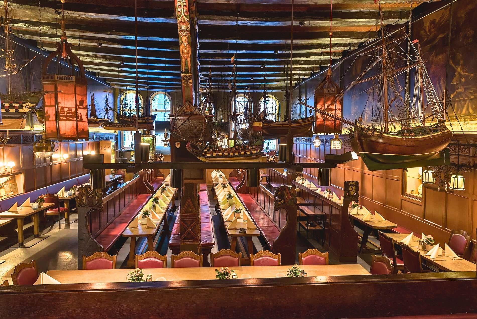 Genieße Seemannsküche im Haus der Schiffergesellschaft