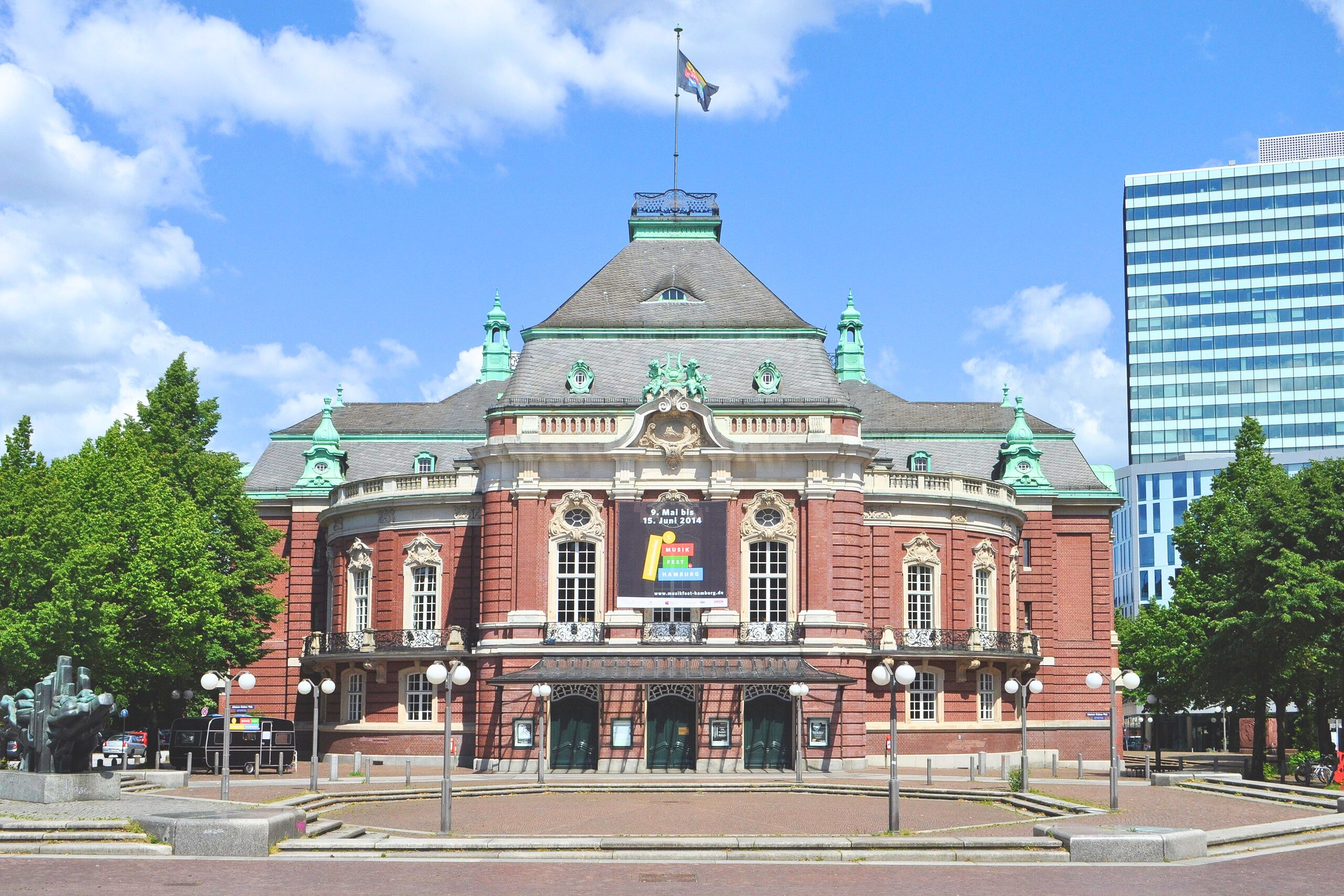 Betritt die Laeiszhalle und erfahre ihre Weltklasse-Akustik